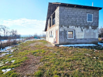 Proprietate situata in com.Girov