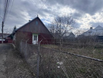 Casa demolabila, teren 1000mp, centru , Radauti