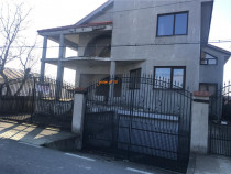 De 2 case in aceeasi curte , sat Vulturu , strada asfaltata